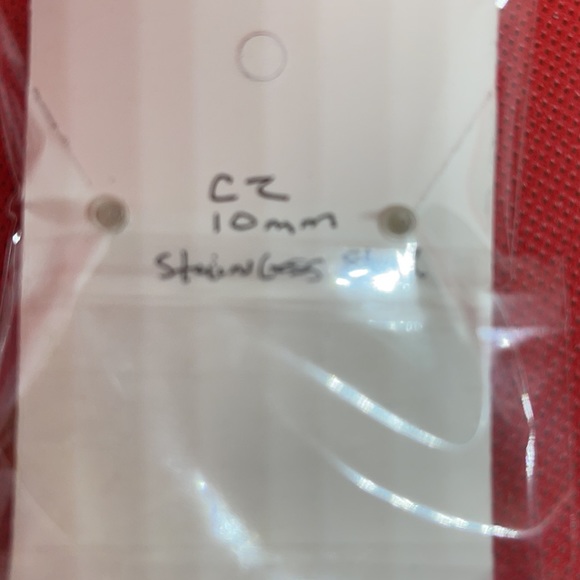 Stud Earrings - Picture 3 of 3